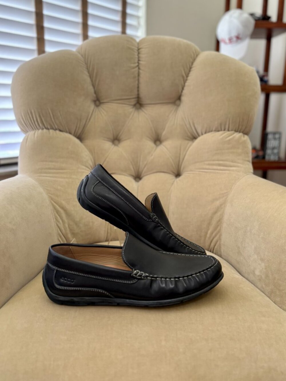 NEW Auth ECCO Men;s Black Leather Slip-on Loafer Driving Moccasin Shoes - Picture 4 of 9